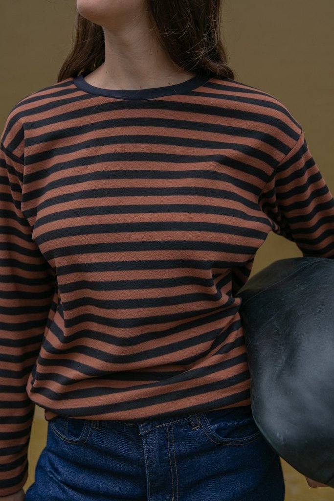 REMERA ZOE CUELLO LISO